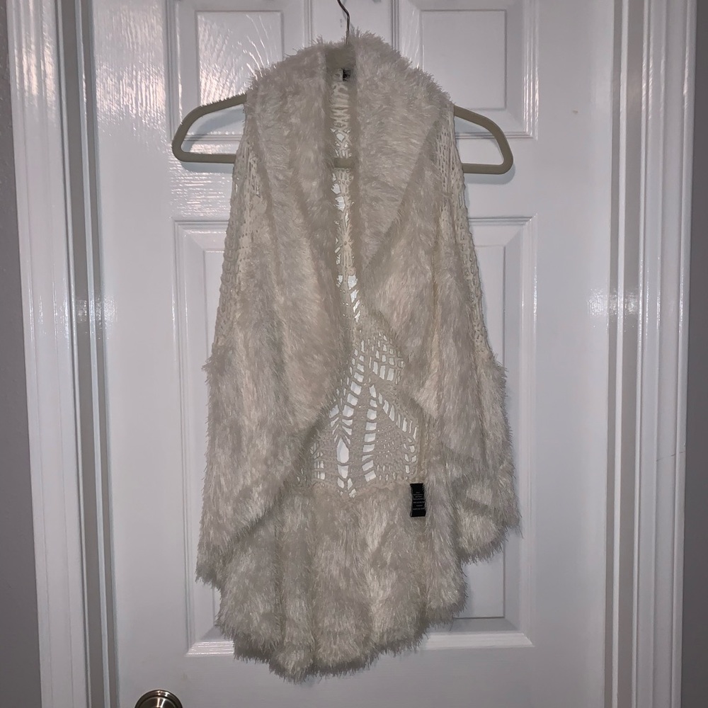 Sleeveless Cardigan
